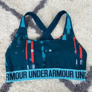Under Armour Padded Crossback Sports Bra Size S/M
